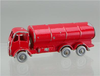 Vintage 1958 Matchbox Lesney MOKO #11 Diecast Red Esso Petrol