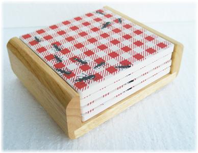 8-pc PICNIC GUESTS Reversible PLACEMAT SET *Ants BBQ RED Gingham BLUE Paisley