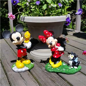 mickey and minnie outdoor statues