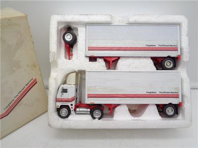希少Tonkin Replica's1/53 トレーラーミニカー
