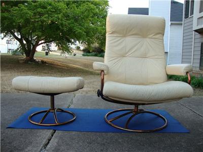 Ekornes (エコーネス)オットマン付きストレスレスチェア
