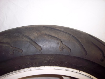 87 KAWASAKI ZX600 ZX 600 A3 NINJA J16XMT2.50 120/80V16 FRONT TIRE