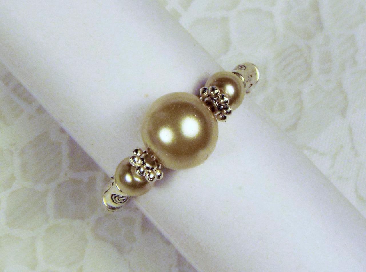 CYNTHIA LYNN "TRILLIZOS" VIDRIO SIMULADO IMITACIÓN PERLA PLATA ANILLOS ELÁSTICOS 28 CLRS! - Imagen 3 de 29