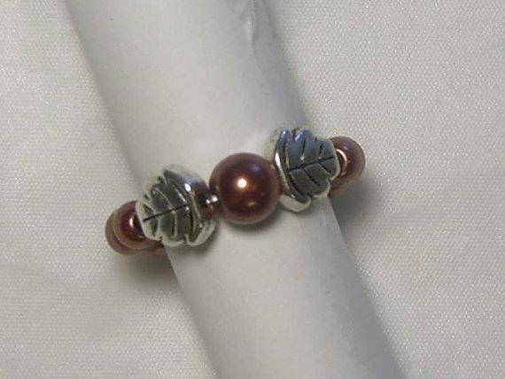 CYNTHIA LYNN "AUTUMN PEARLS" SILVER LEAF & GLASS PEARL STRETCH RING - 12 COLORS - Picture 5 of 13