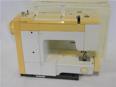 Brother Sewing Machine Vintage 273C With Hard Case And Accessories