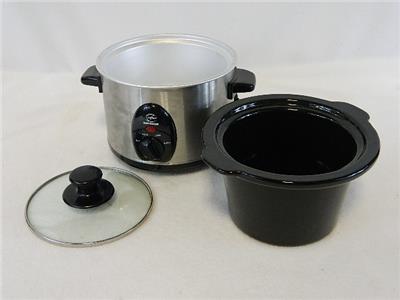 1 Qt. Crofton Crock Pot, Works, Good Condition, 9 1/2W x 8 1/2D