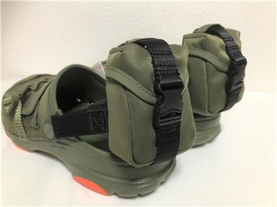 クロックス ビームス Crocs x Beams MA-1 Jacket Clog Olive Crocs Beams exclusive Classic All Terrain Clog MA-1 jacket