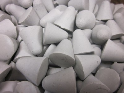 tumbling synthetic plastic polishing cone tumbler 3lb