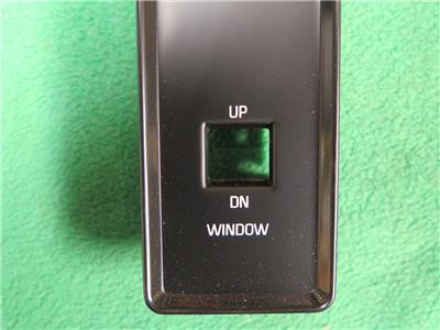 12536052 Gm Rh Rear Door Arm Rest Switch Trim Plate 92 99