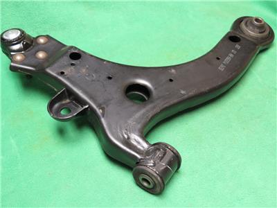 10328904 Gm Rh Lower Suspension Control Arm Pontiac Grand