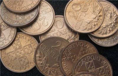 Portugal 20 centavos 1970  BU lot of 25 BU coins