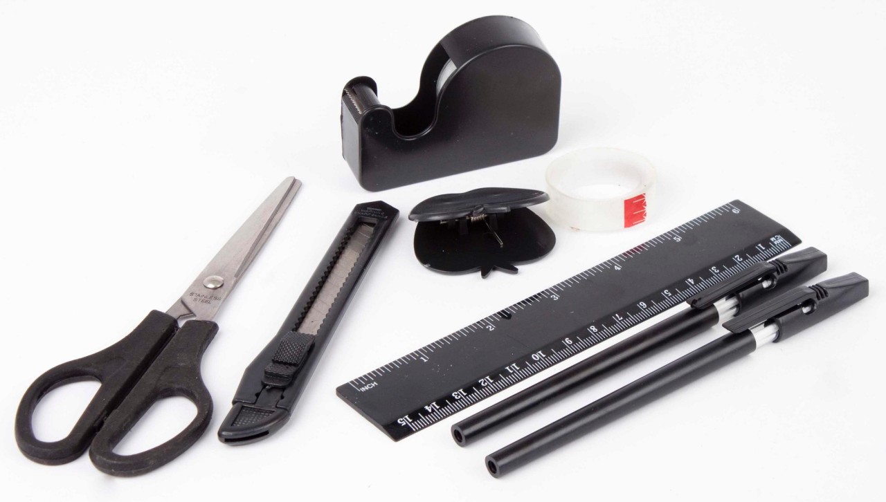 Executive Collection 8 Piece Scissors Tape Pens Ruler Stationery Does Not Ly