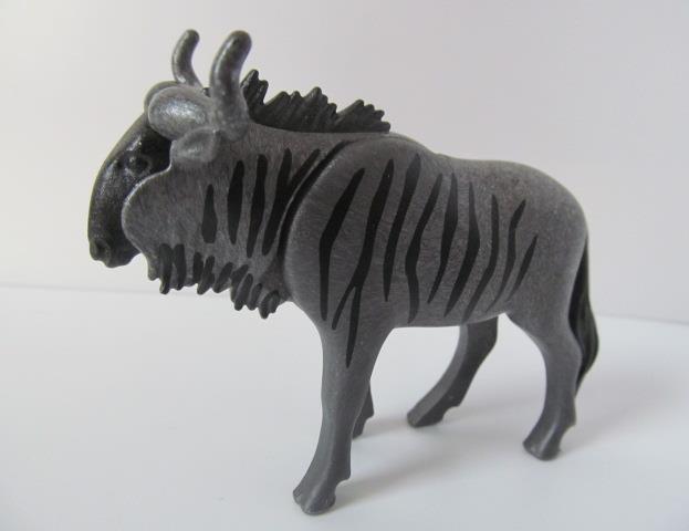 playmobil wildebeest