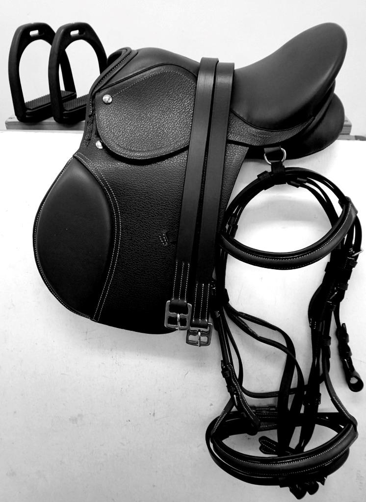 Selle achats de chasse événementielle anglaise AP noire 14 pouces option O/Bride-Full Cob Poney Lthrs + fers