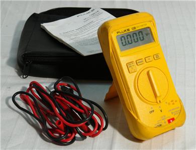 Fluke 12B Digital Multimeter DVM DMM with Leads and Case