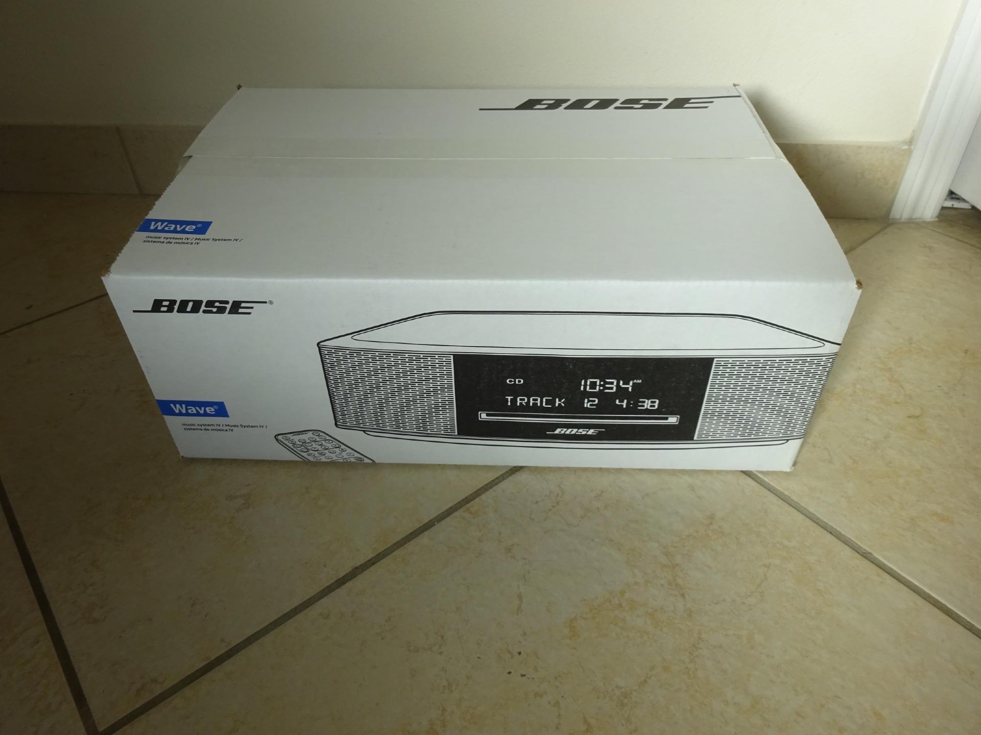 NEW SEALED BOSE Wave Music System IV CD PLAYER Radio Alarm PLATINUM