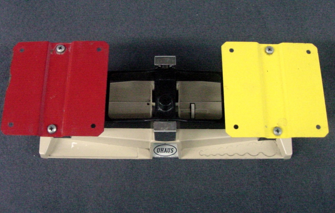 Vintage Ohaus Equal Arm Balance Scale on PopScreen