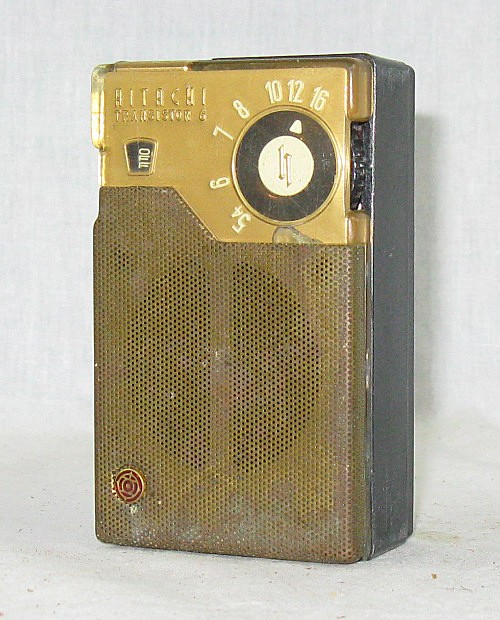 Vintage Hitachi TH-666 AM Transistor Radio