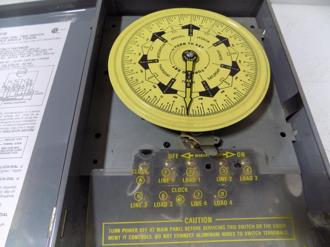 INTERMATIC 7DAY DIAL TIME SWITCH 4POLE SINGLE THROW T7401B