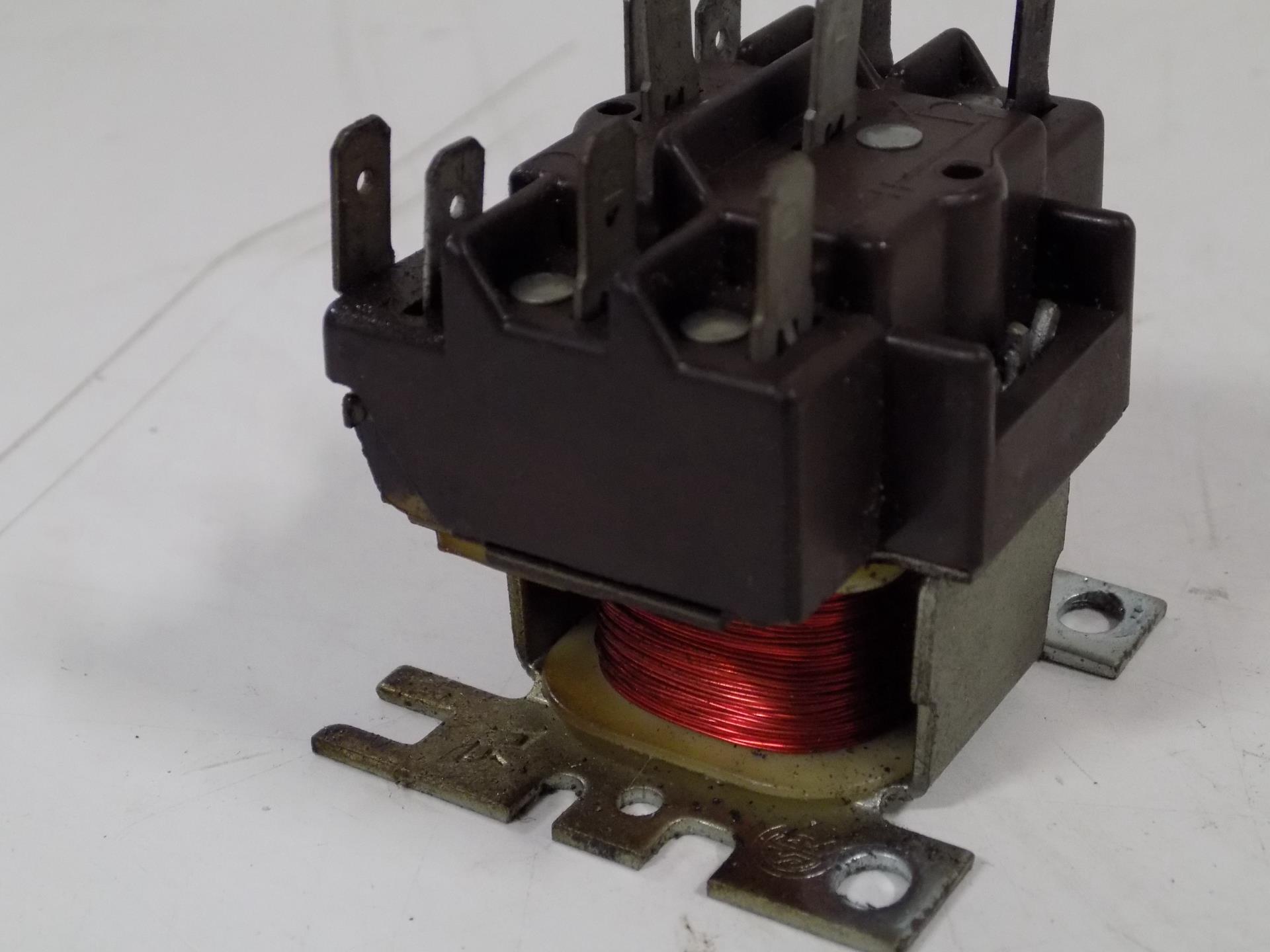 HONEYWELL 24V GENERAL PURPOSE RELAY R8222D1014 eBay