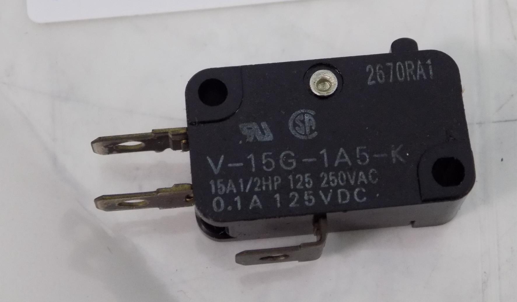 2x Omron V-151G-3C6-K Action Switches MINIATURE BASIC SWITCH