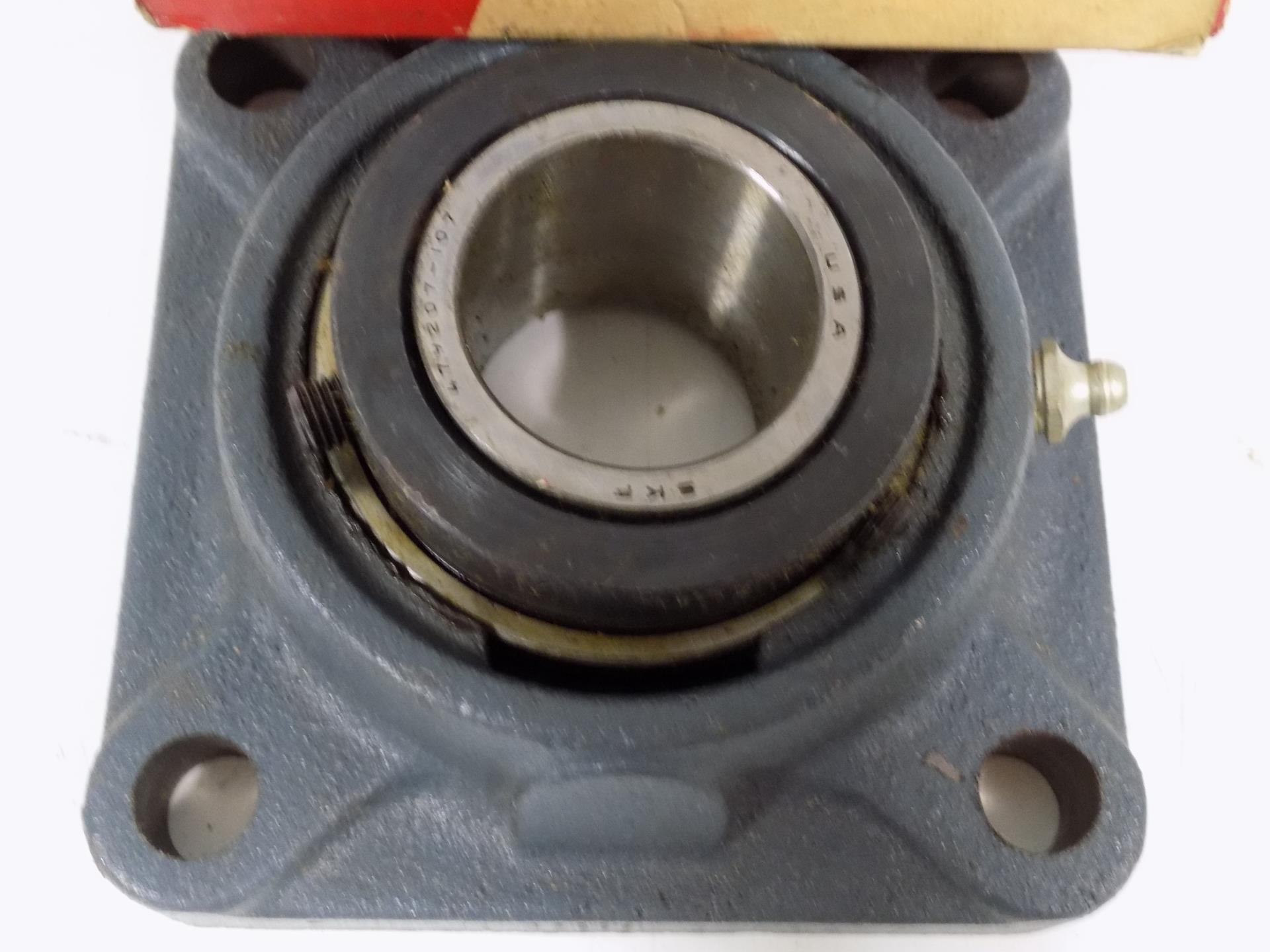 SKF 17/16" 4 BOLT UNIT FLANGE MOUNTING BEARING FY 107 NIB eBay