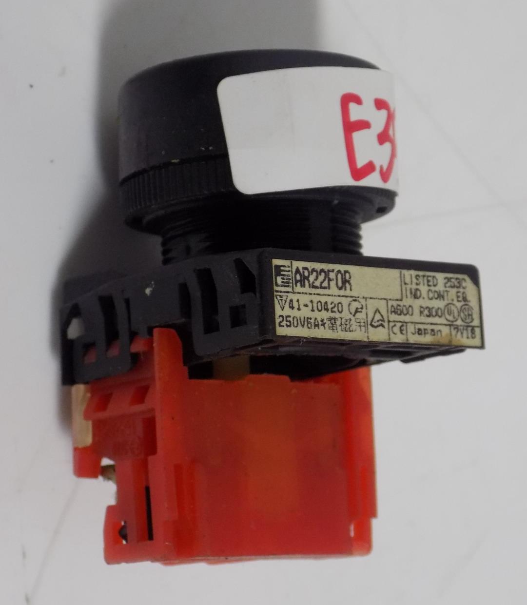 Switch V R02 Red Twist Push Button Contactor Fuji Electric AH22-V
