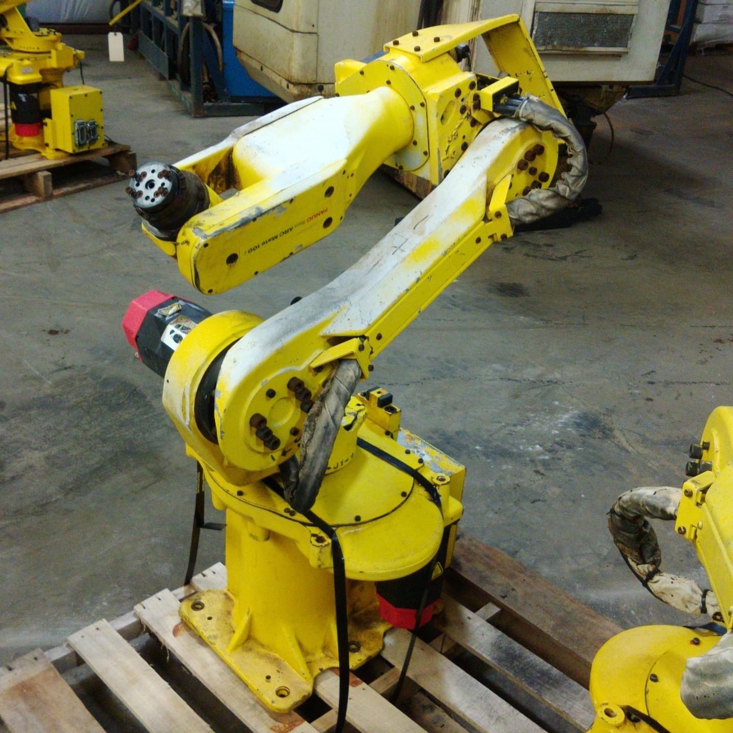 fanuc robot arm price