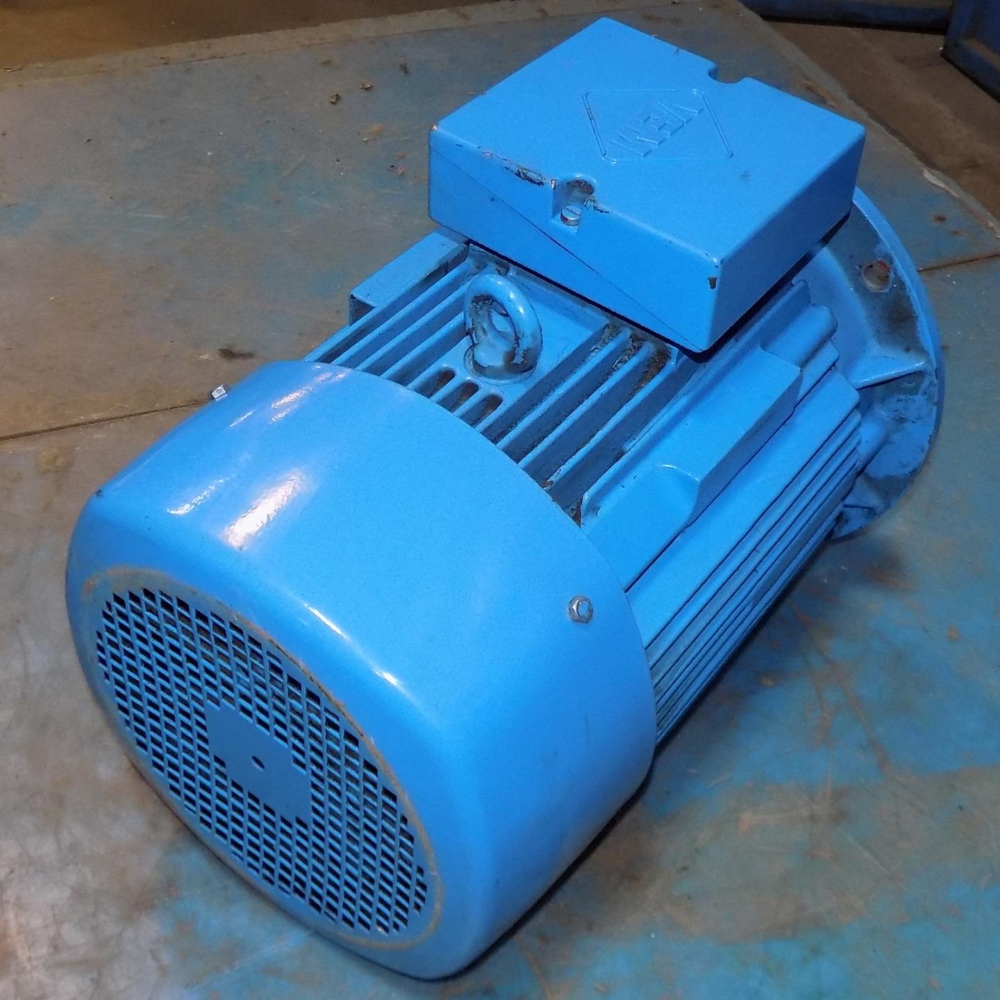 VEM 7.5/9.0kW ELECTRIC MOTOR 131962 / 0026H K21R 132M 4 HW eBay