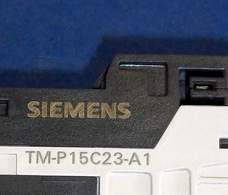 SIEMENS SIMATIC S7 POWER MODULE 6ES7 138-4CA01-0AA0 W// BASE TM-P15C23-A1