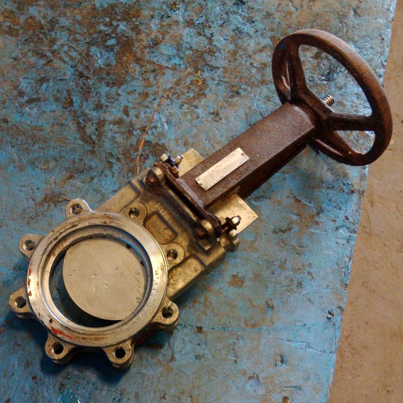 DEZURIK 150 CWP 6" KNIFE GATE VALVE 9258999 eBay