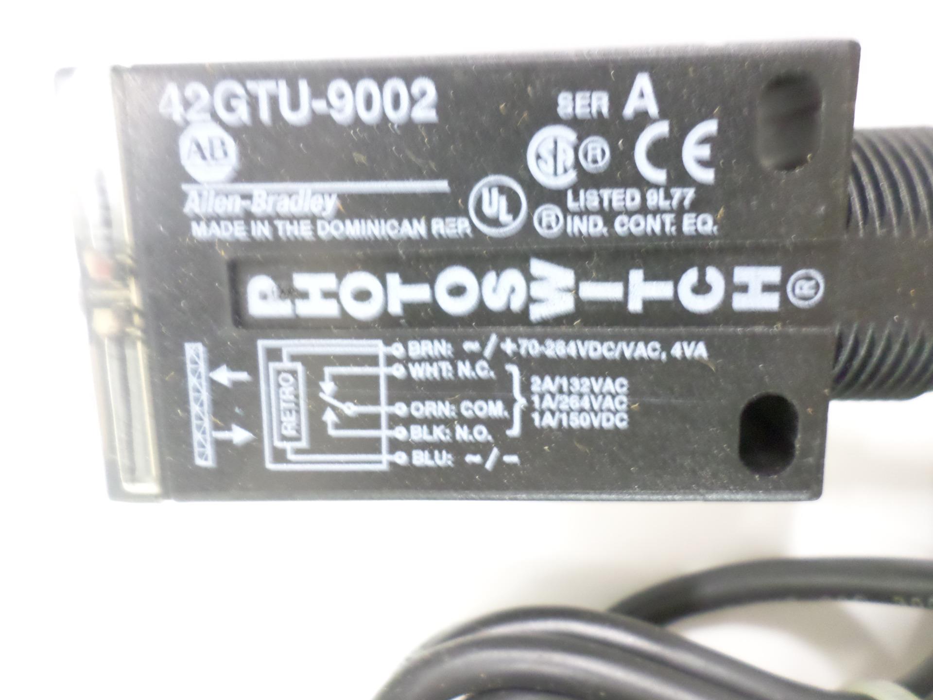 ALLEN BRADLEY PHOTOSWITCH RETROREFLECTIVE TIME DELAY SENSOR 42GTU9002