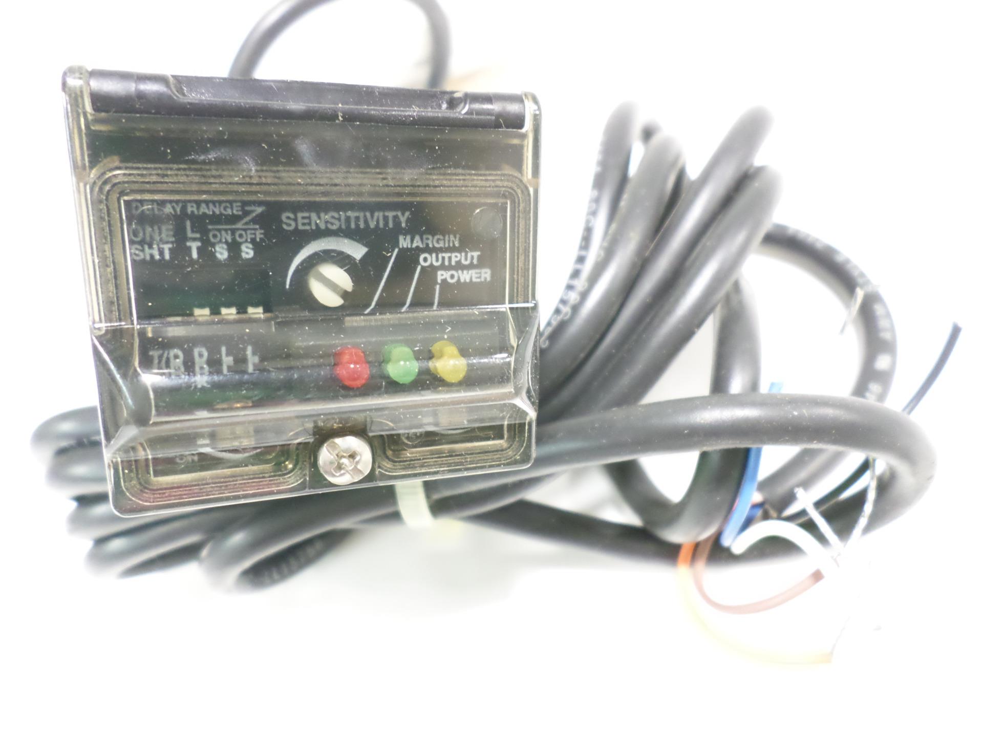 ALLEN BRADLEY PHOTOSWITCH RETROREFLECTIVE TIME DELAY SENSOR 42GTU9002