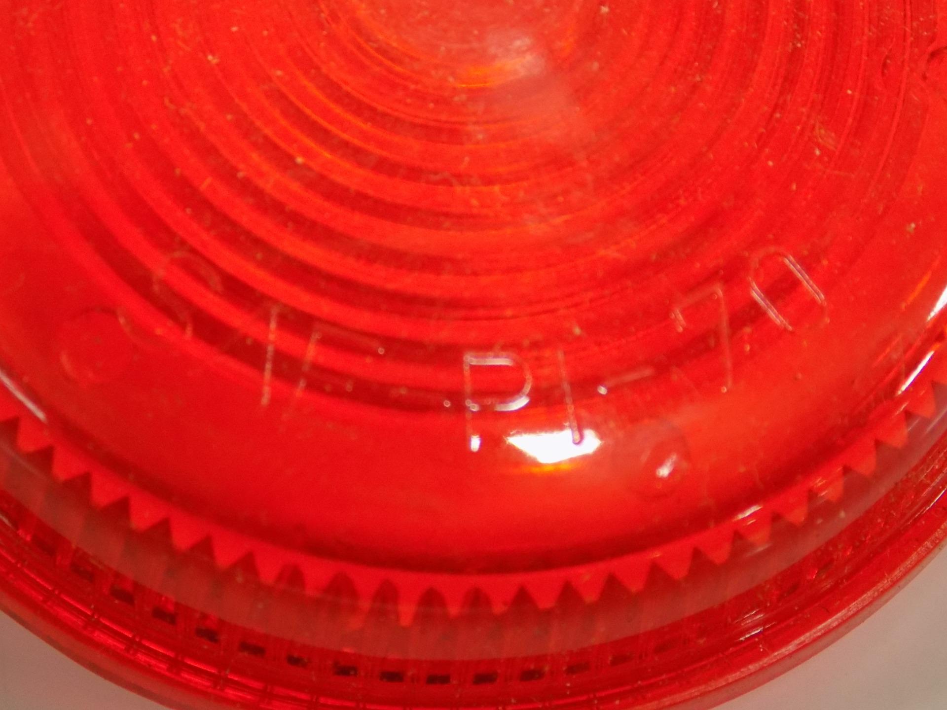 NAPA BALKAMP CLEARANCE MARKER LENS SAE PI-70 680-2068 NIB