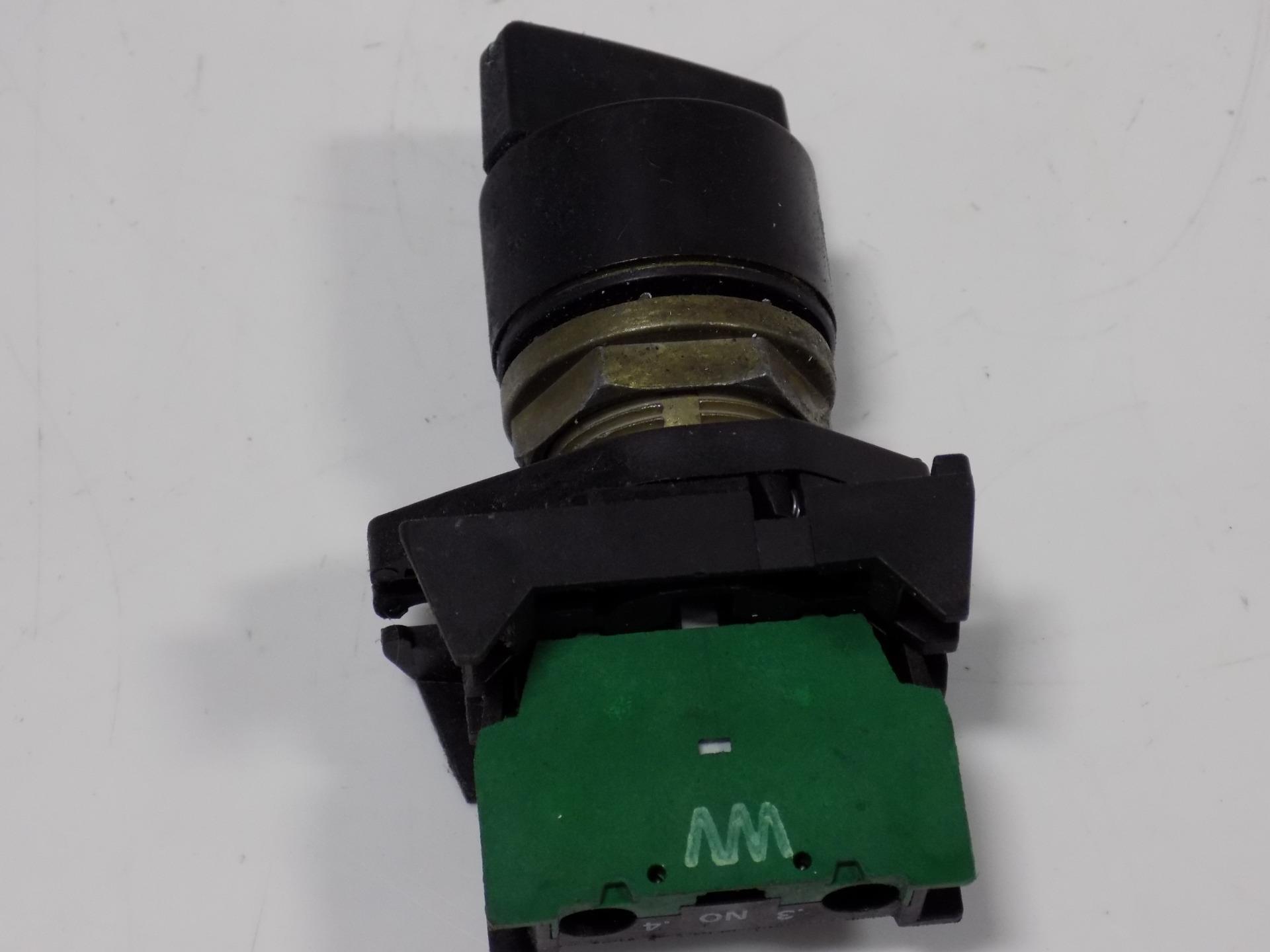 ALLEN BRADLEY SELECTOR SWITCH 10A CONTACT BLOCK 800E3X10 SER. A eBay