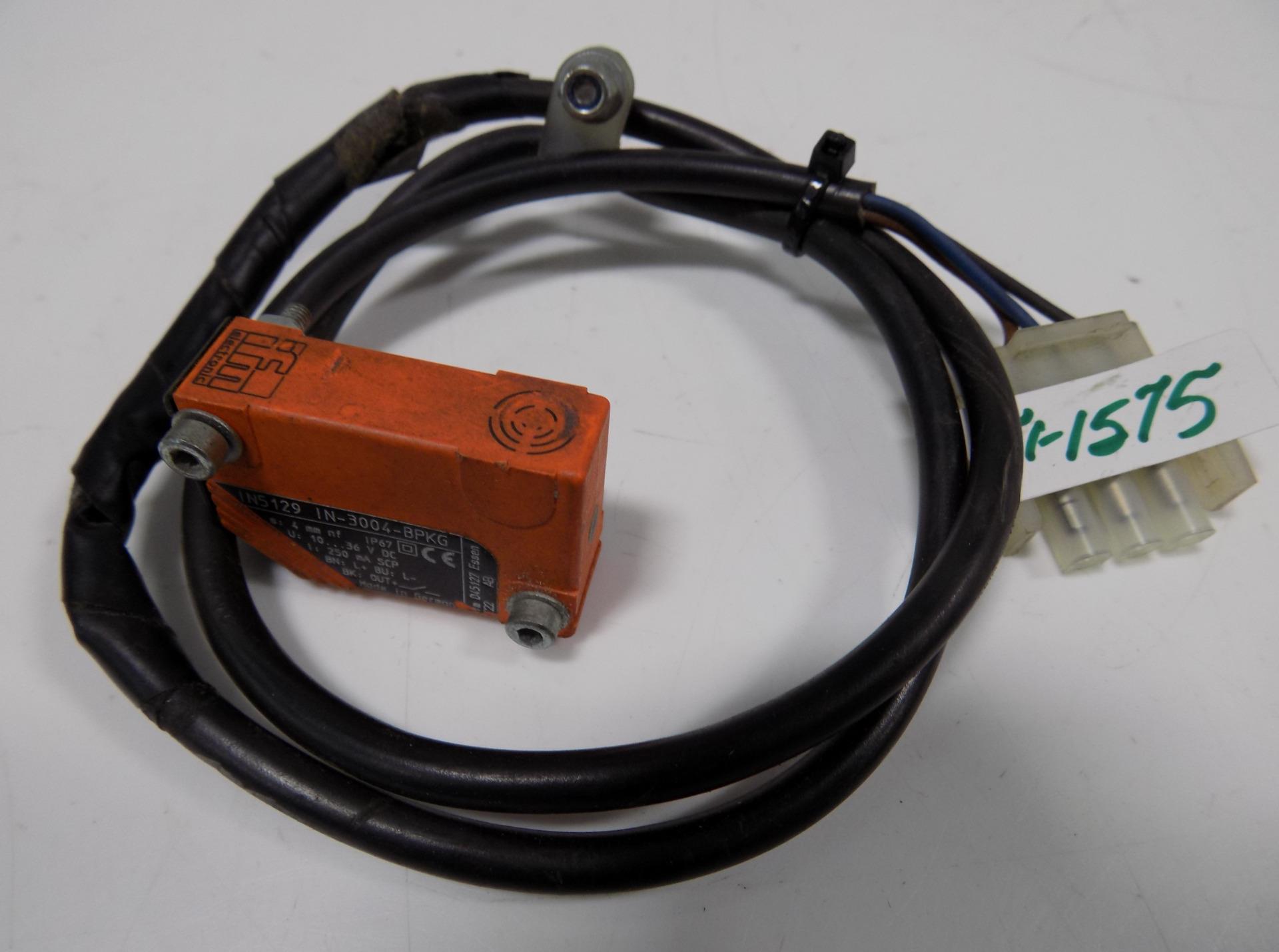 New EFECTOR IN-3004-APKG-IN5188 IFM electronicsListed for charity  #n4650