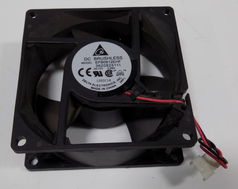 DELTA EFB1212SH Switch cooling fan DC12V 0.75A 9W 120*120*25mm 3pin #M3975 QL