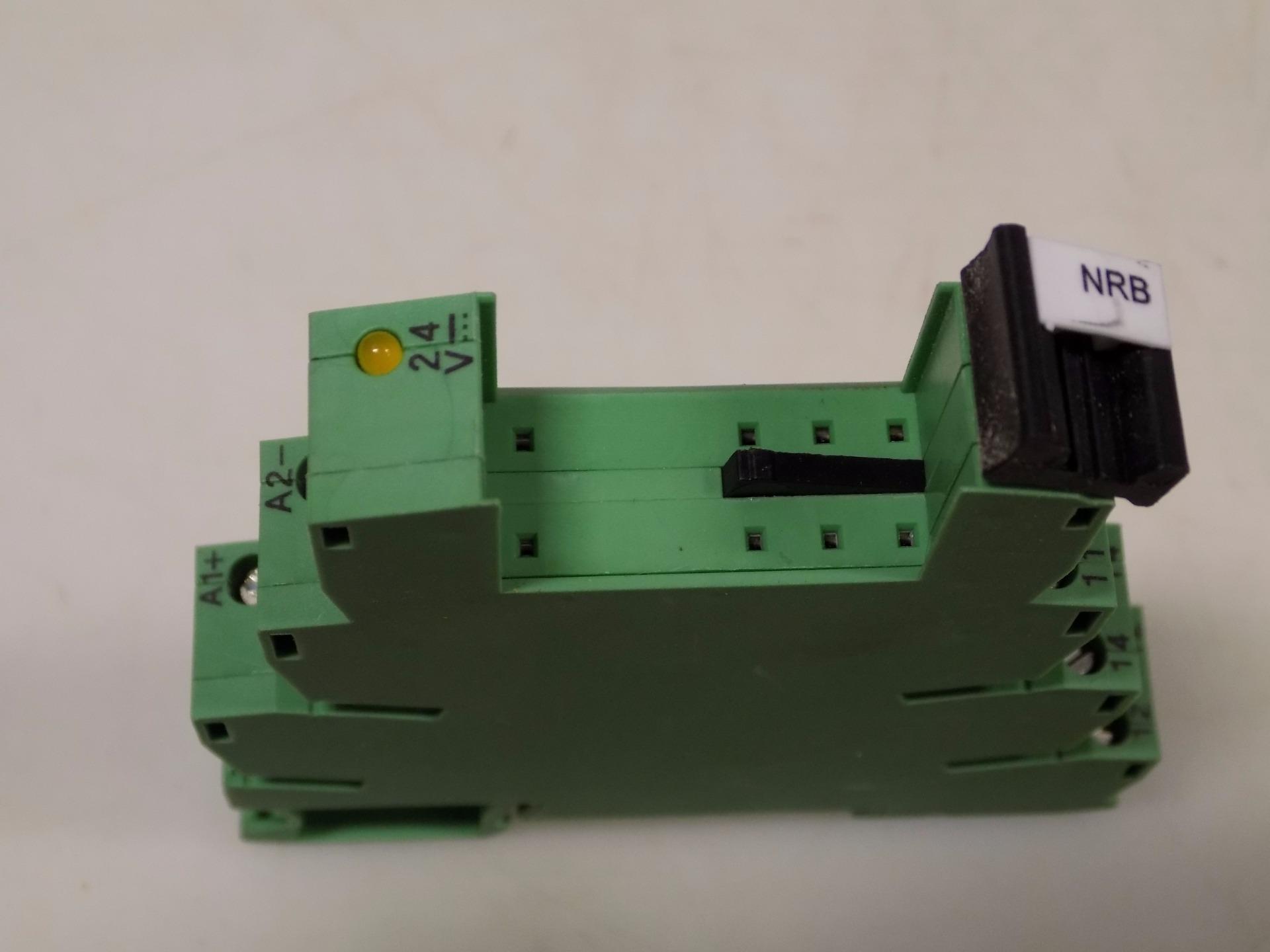 PHOENIX CONTACT RELAY TERMINAL BLOCK MODULE PLCBSC24DC/21HC eBay