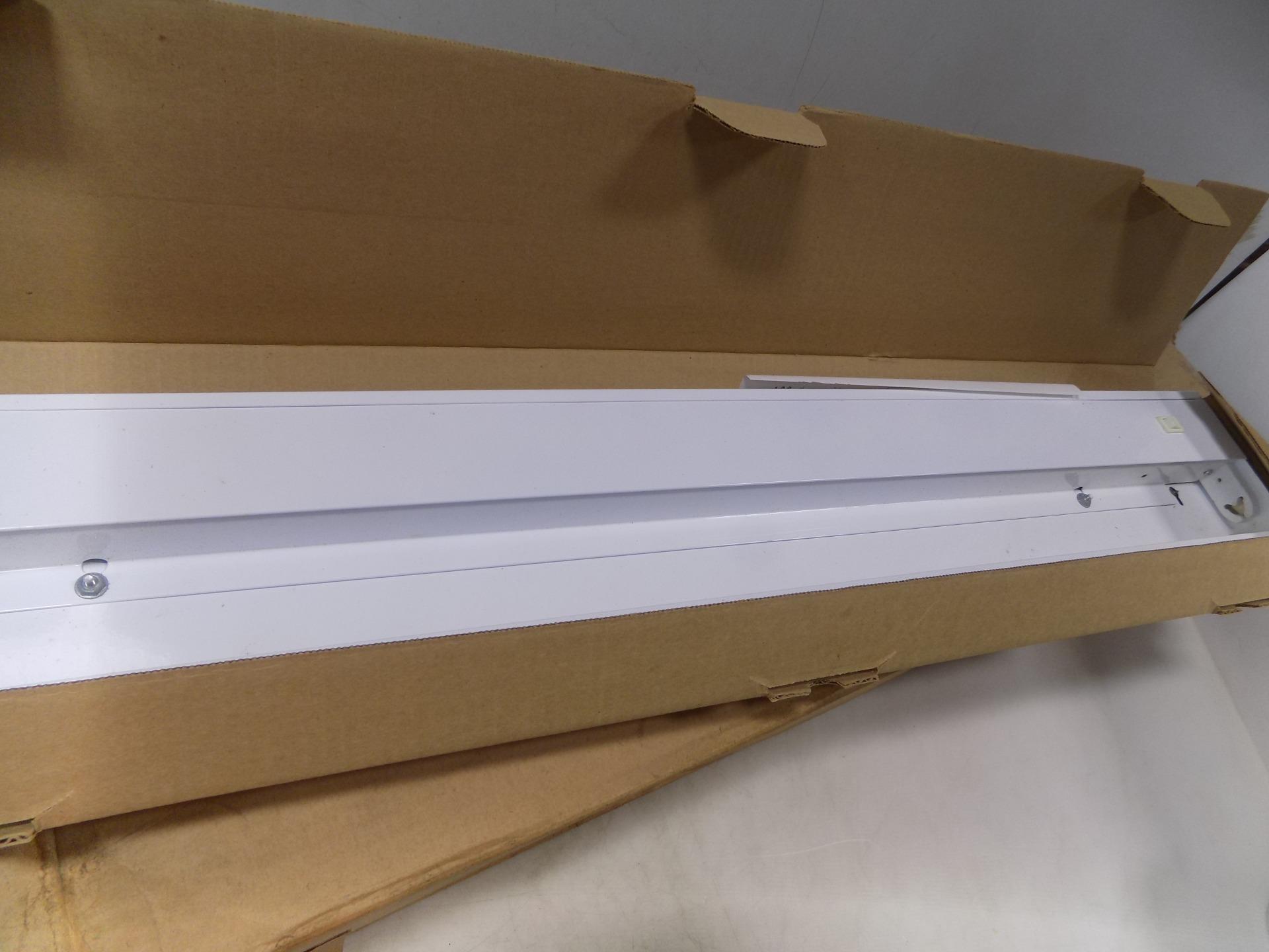 Details About Alkco White Under Cabinet Lighting Sf215 Rsw Lot Of 4 Details About Alkco White Under Cabinet Lighting Sf215 Rsw Lot Of 4