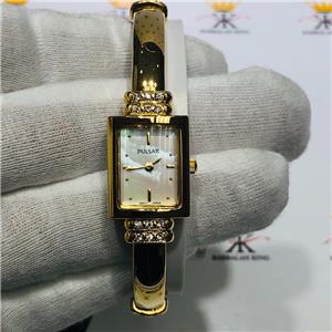 Pulsar PEGA62 Mother of Pearl Dial Crystal Accented Gold Tone Women\'s Watch Pulsar | Accessories | Pulsar Pega62 Mother Of Pearl Dial  main image 3