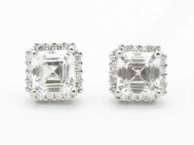 Platinum Silver Unique Diamond Set Cushion Cut Halo Design Stud Platinum Silver Unique Diamond Set Cushion Cut Halo Design Stud Earrings Gift