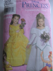 Simplicity 5835 Easy Princess Costumes Sewing Pattern