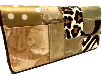 NEW Coach Ltd Ed Multi Khaki Patchwork Accordion Zip Around