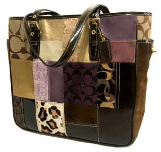 バッグ Coach Patchwork Tote bag Signature NICE COACH HOLIDAY PATCHWORK PATENT TRIM LG GALLERY BOOK