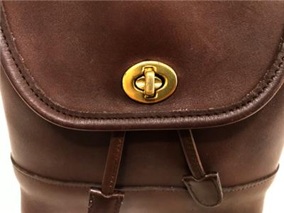 茶 vintage coach old backpack turn lock OLD COACH Turnlock Mini Backpack Mocha Brown Leather Women's