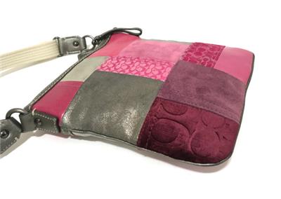NICE Coach Pink Patchwork Sm Swingpack Messenger Cross Body NICE Coach Pink Patchwork Sm Swingpack Messenger Cross Body