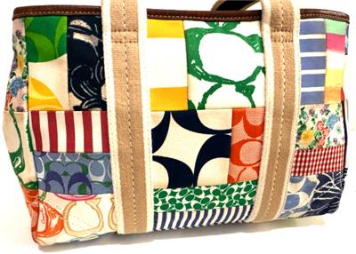 NICE COACH Y2K HAMPTON WEEKEND SIGNATURE MULTICOLOR PATCHWORK TOTE