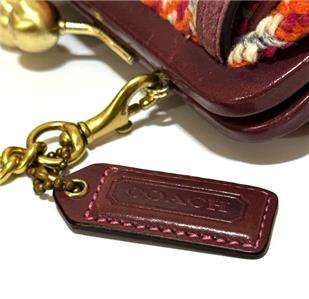 バッグ COACH Houndstooth Accessory Pouch rare COACH VINTAGE HOUNDSTOOTH TWEED SUEDE FRAMED KISS LOCK BAG