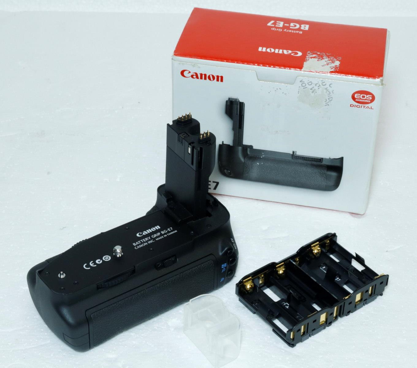 Canon BG-E11 / BG-E6 / BG-E7 Battery Handle Grip for EOS 5D 7D DSLR Cameras - Picture 7 of 8