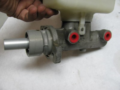Brake Master Cylinder With Reservoir Vw Beetle Bug Mk4 98